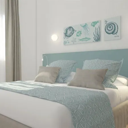 מלון דירות Pierre & Menorca Cala Blanes 3*