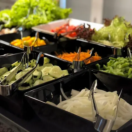 Pierre & Menorca Cala Blanes 3*