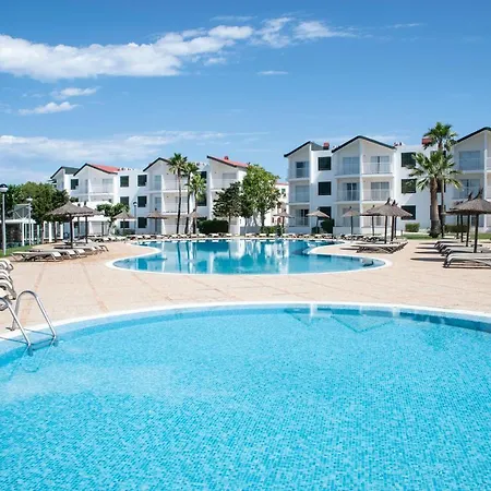 Pierre & Menorca Cala Blanes 3*