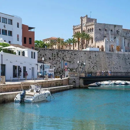 Pierre & Menorca Cala Blanes מלון דירות