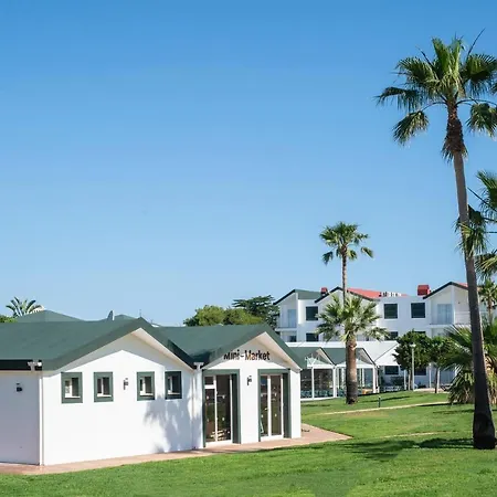 Pierre & Menorca Cala Blanes מלון דירות 3*