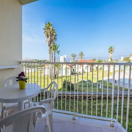 Pierre&vacances Menorca Cala Blanes Apartahotel
