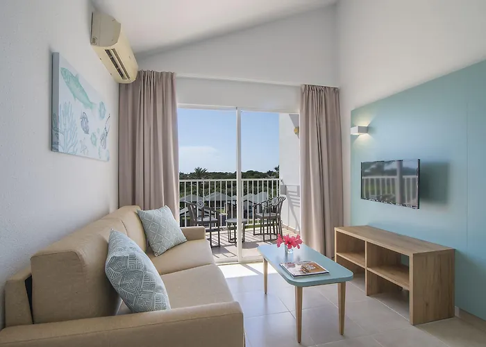 מלון דירות Pierre & Menorca Cala Blanes קאלה אן בלאנס