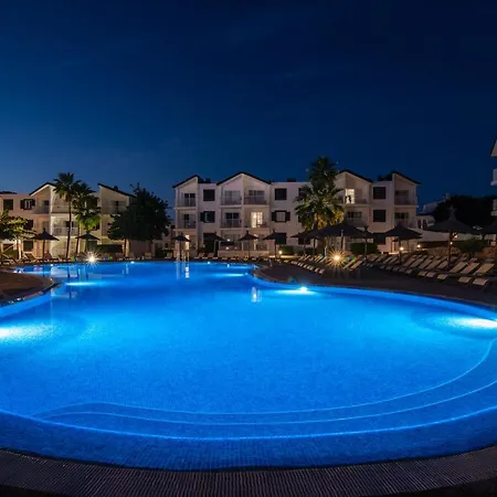 Апарт-отель Pierre & Menorca Cala Blanes Кала-эн-Бланес