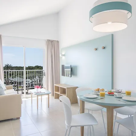 Pierre & Menorca Cala Blanes Апарт-отель