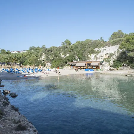Pierre & Menorca Cala Blanes Апарт-отель Кала-эн-Бланес