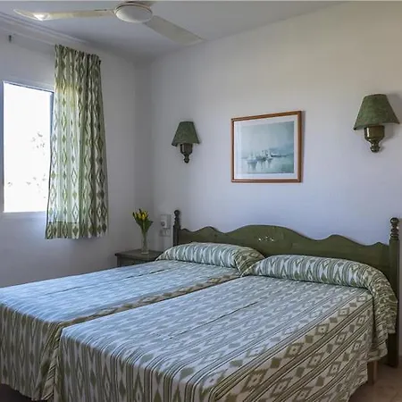 Pierre & Menorca Cala Blanes Appart hôtel
