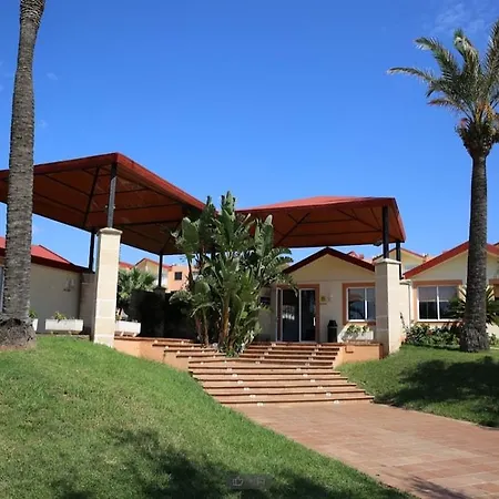 Pierre & Menorca Cala Blanes 3*