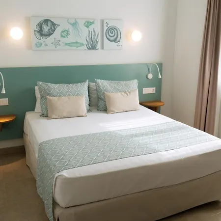 Pierre & Menorca Cala Blanes