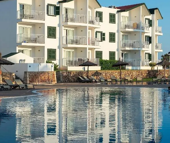 Pierre&vacances Menorca Cala Blanes 3*